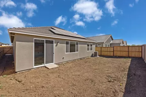 922 Cumbria Ln, Patterson, CA 95363 photo 22