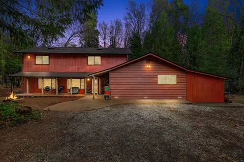 12336 Dobbins Dr, Nevada City, CA 95959
