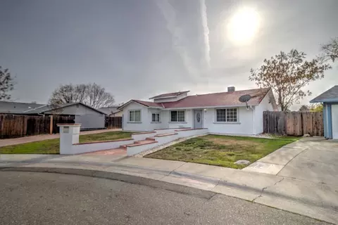 8708 Sangria, Elk Grove, CA 95624