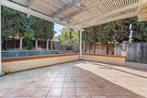 1580 Locust Dr, Tracy, CA 95376 photo 37