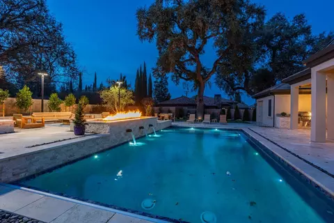 7111 Leer Ct, Modesto, CA 95356 photo 3