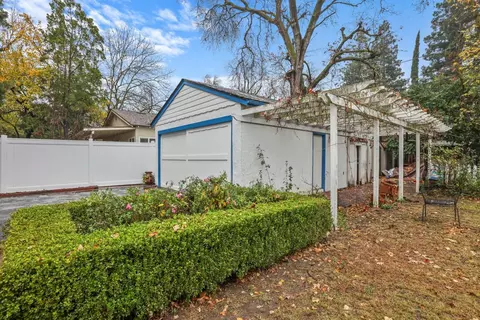142 Helen Ave, Modesto, CA 95354 photo 3