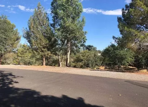 11037 Erickson Way #74, Redding, CA 96003 photo 1