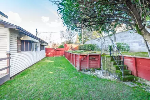 Exterior - 6316 Edgerton Way, Carmichael, CA 95608 photo 9 of 11