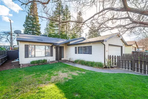 Exterior - 6316 Edgerton Way, Carmichael, CA 95608 photo 4 of 11