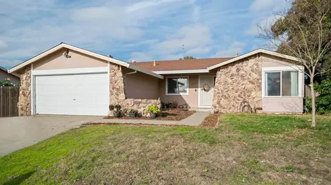 4005 Robinridge Way, Sacramento, CA 95823