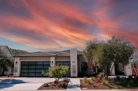 204 Quail Creek Dr, Copperopolis, CA 95228 photo 2
