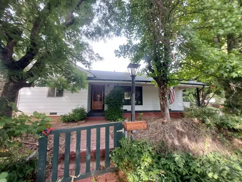 570 Williams St, Murphys, CA 95247 photo 1