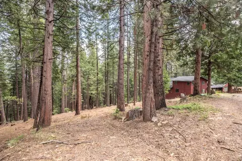 841 Yuroc Dr, Dorrington, CA 95223 photo 3