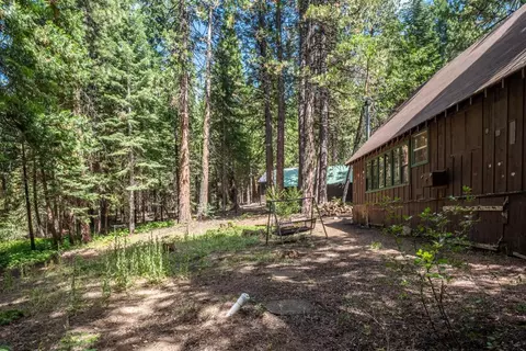 135 Boards Xing, Dorrington, CA 95223 photo 15