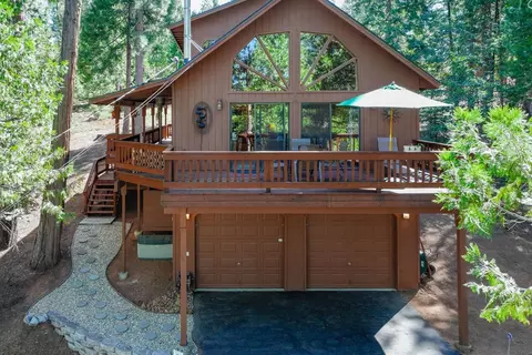 2575 Chamonix Dr, Arnold, CA 95223 photo 1
