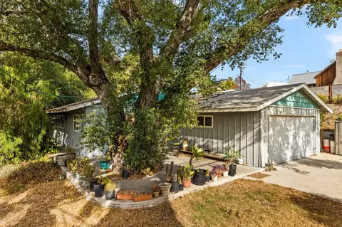 109 E Oak View Ave, Oak View, CA 93022 photo 1