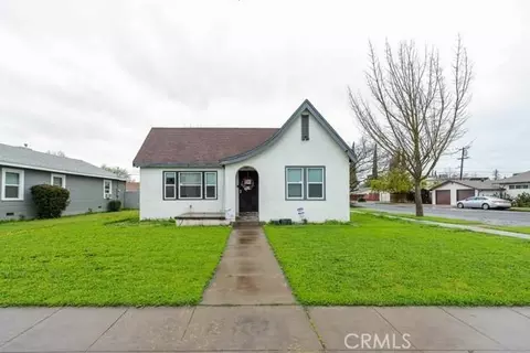 300 S J St, Madera, CA 93637 photo 1