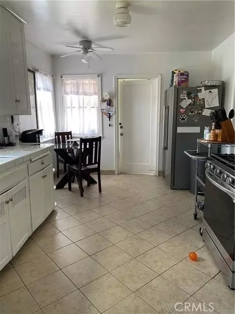 1402 W 5th St, Madera, CA 93637 photo 6