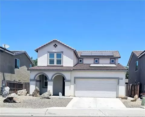 1233 Padre St, Madera, CA 93638 photo 1