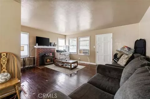 421 S L St, Madera, CA 93637 photo 7