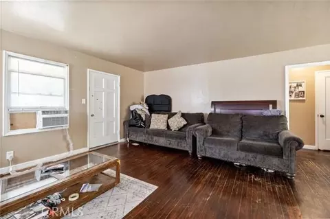 421 S L St, Madera, CA 93637 photo 6