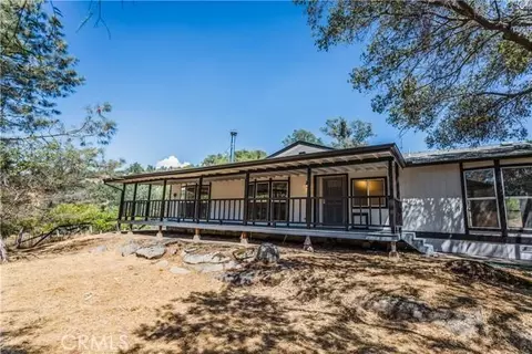 29927 Waterleaf Ln, Prather, CA 93651 photo 2