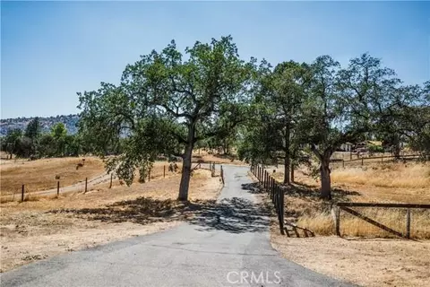 29927 Waterleaf Ln, Prather, CA 93651 photo 35