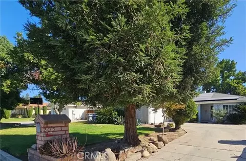 205 N Granada Dr, Madera, CA 93637 photo 1