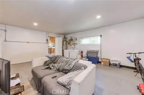 547 W San Jose Ave, Clovis, CA 93612 photo 13