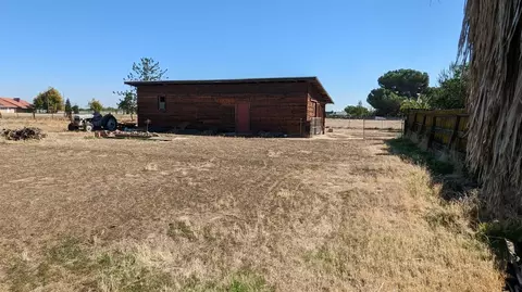 1385 E Pecan, Madera, CA 93637 photo 30