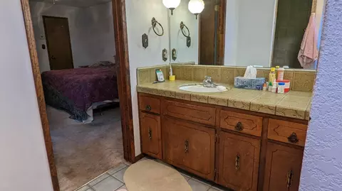 1385 E Pecan, Madera, CA 93637 photo 20