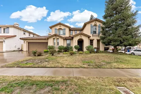 302 S Park Ave, Kerman, CA 93630 photo 1
