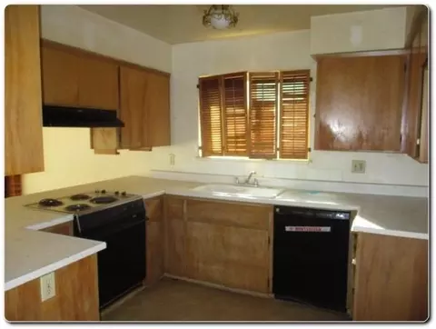 40367 Redbud Dr, Oakhurst, CA 93644 photo 2