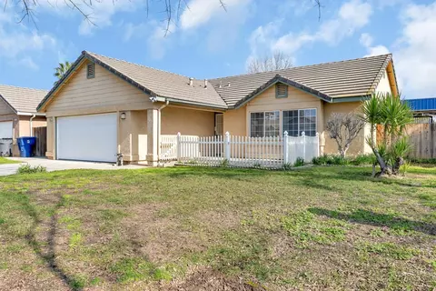 1457 Colombard Dr, Madera, CA 93637 photo 1