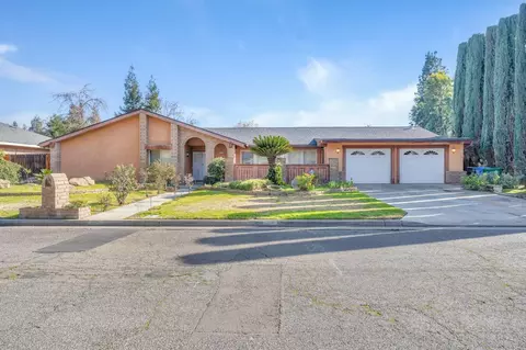 405 Mainberry Dr, Madera, CA 93637 photo 1
