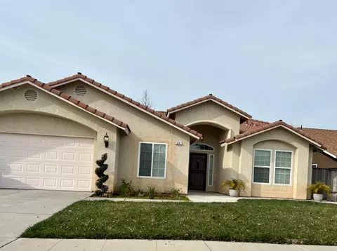 674 Harbor Dr, Madera, CA 93637 photo 1
