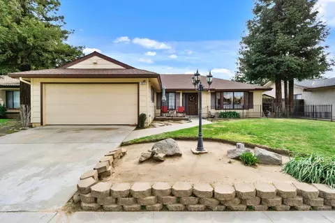 2612 Pinewood Dr, Madera, CA 93637 photo 1