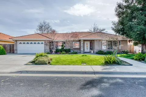2382 Frederick, Madera, CA 93637 photo 1