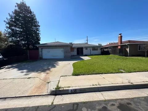 638 W Keats Ave, Clovis, CA 93612 photo 1