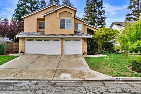 855 Edgemont Dr, Fresno, CA 93720 photo 1