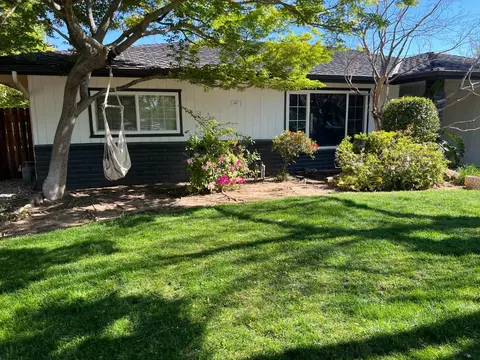 2217 3rd St, Sanger, CA 93657 photo 1