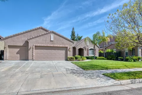 3113 Norwich Ave, Clovis, CA 93619 photo 1