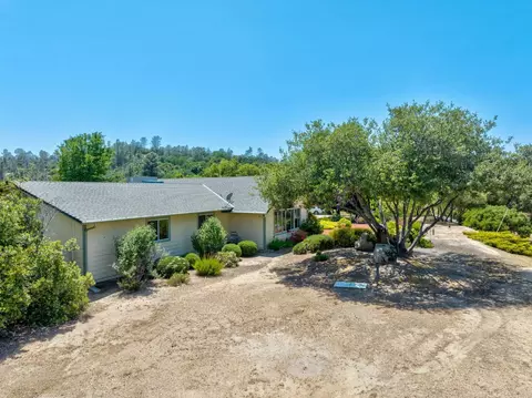 30612 E Longview Ln, Coarsegold, CA 93614 photo 3