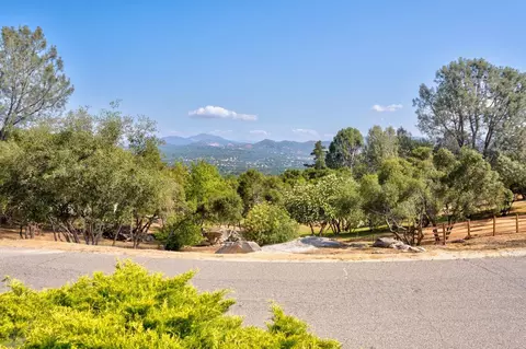 30612 E Longview Ln, Coarsegold, CA 93614 photo 13