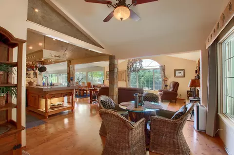 40441 Griffin Dr, Oakhurst, CA 93644 photo 6