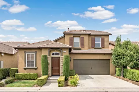3621 Trenton Ln, Clovis, CA 93619 photo 1