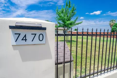 7470 14th Ave, Hanford, CA 93230 photo 4