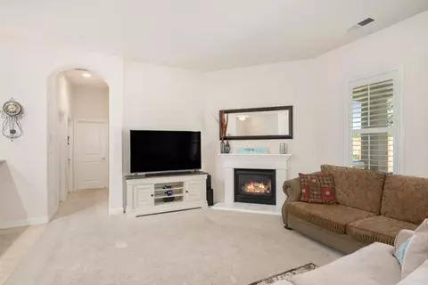 51 N Dalton Ave, Sanger, CA 93657 photo 6