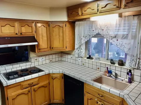 533 Rall, Clovis, CA 93612 photo 12