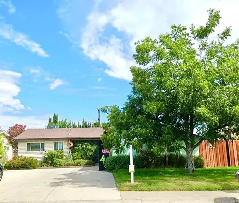 533 Rall, Clovis, CA 93612 photo 2