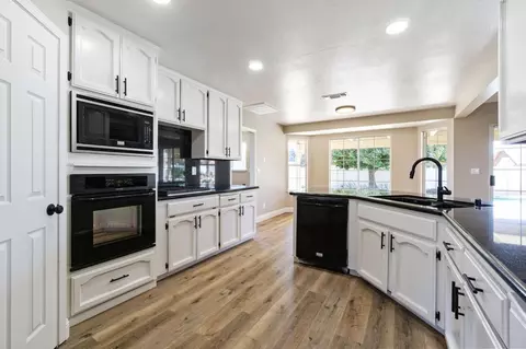 15765 W Kearney Blvd, Kerman, CA 93630 photo 16