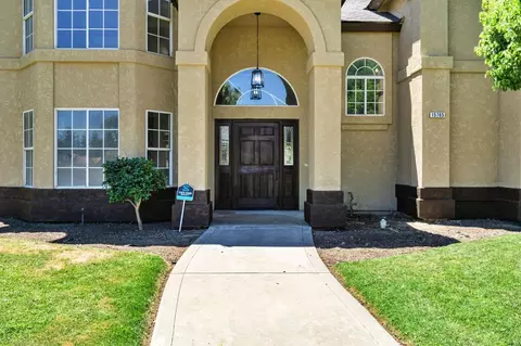 15765 W Kearney Blvd, Kerman, CA 93630 photo 5