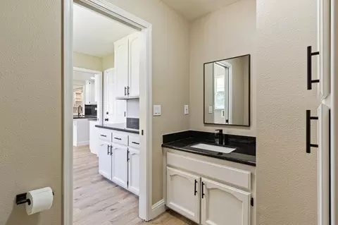 15765 W Kearney Blvd, Kerman, CA 93630 photo 18