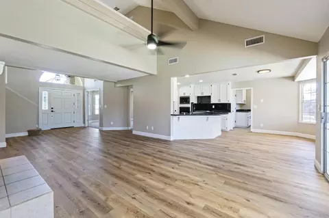 15765 W Kearney Blvd, Kerman, CA 93630 photo 11